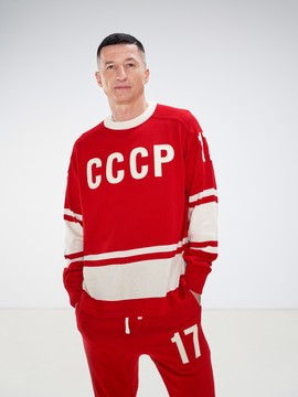 Sweater Red (21W800-0822)