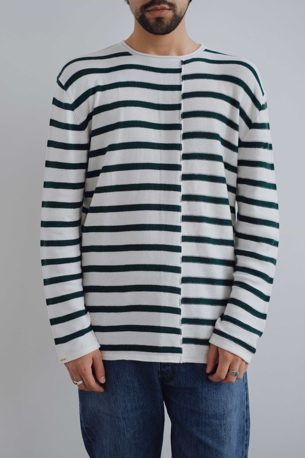 Вязаный лонгслив-тельняшка