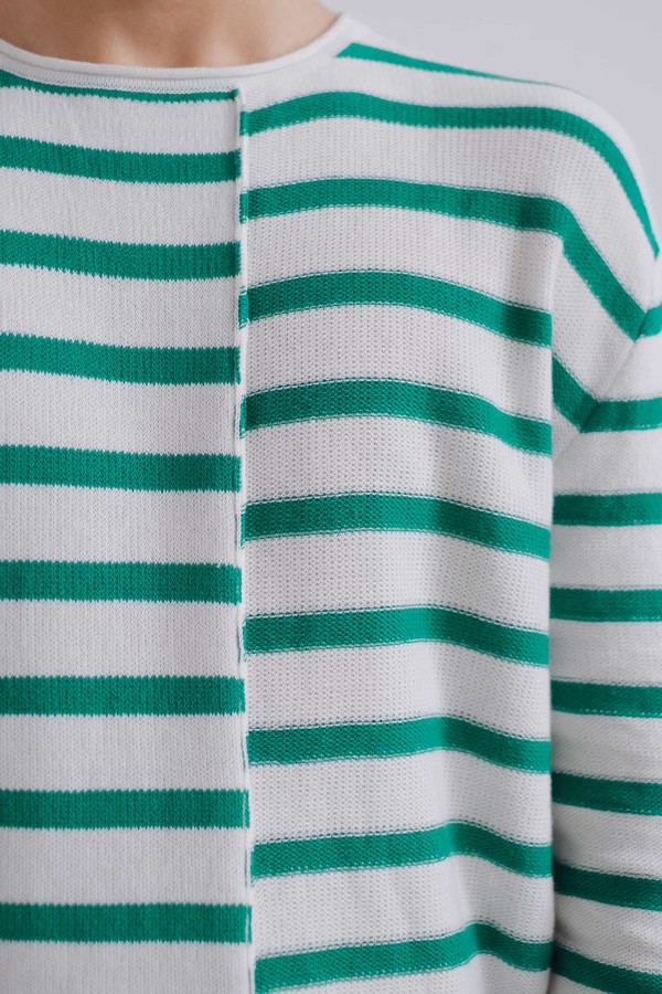 Вязаный лонгслив-тельняшка