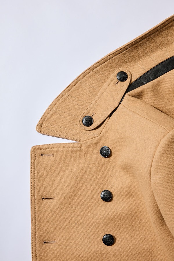 Бушлат двубортный на стеганой подкладке