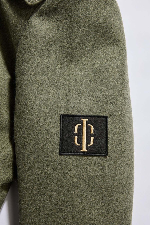 Бушлат двубортный на стеганой подкладке