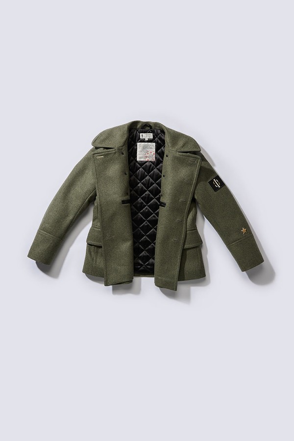 Бушлат двубортный на стеганой подкладке